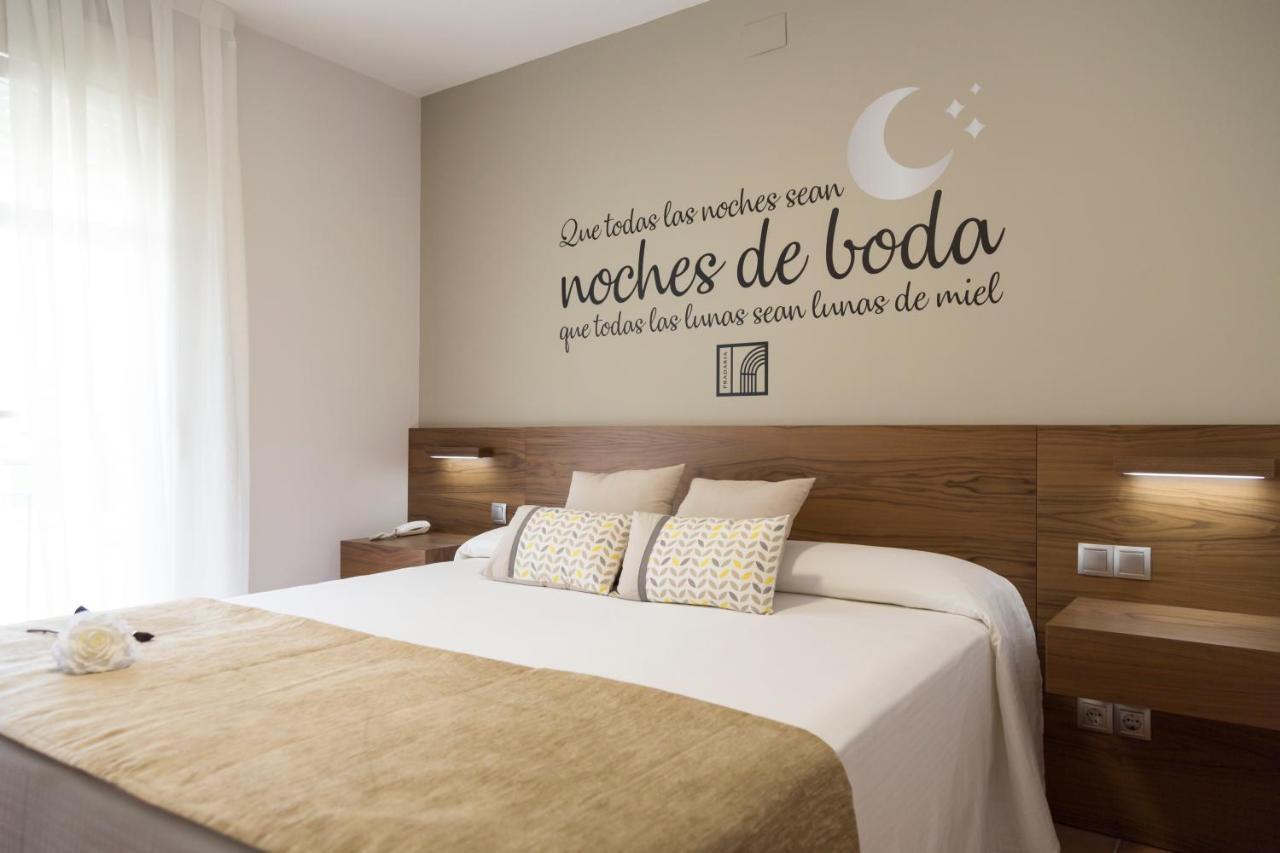 Hostal Pradaria Asador & Alojamiento Arcas ภายนอก รูปภาพ