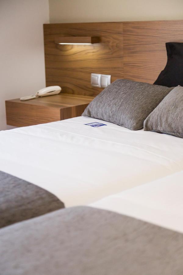Hostal Pradaria Asador & Alojamiento Arcas ภายนอก รูปภาพ