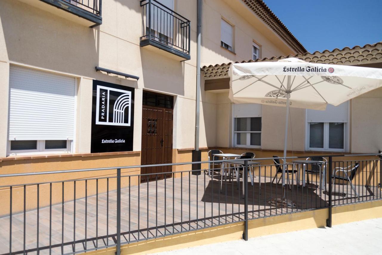 Hostal Pradaria Asador & Alojamiento Arcas ภายนอก รูปภาพ